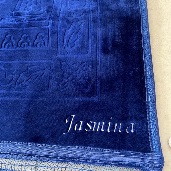 Blauer Gebetsteppich mit Namen Jasmina